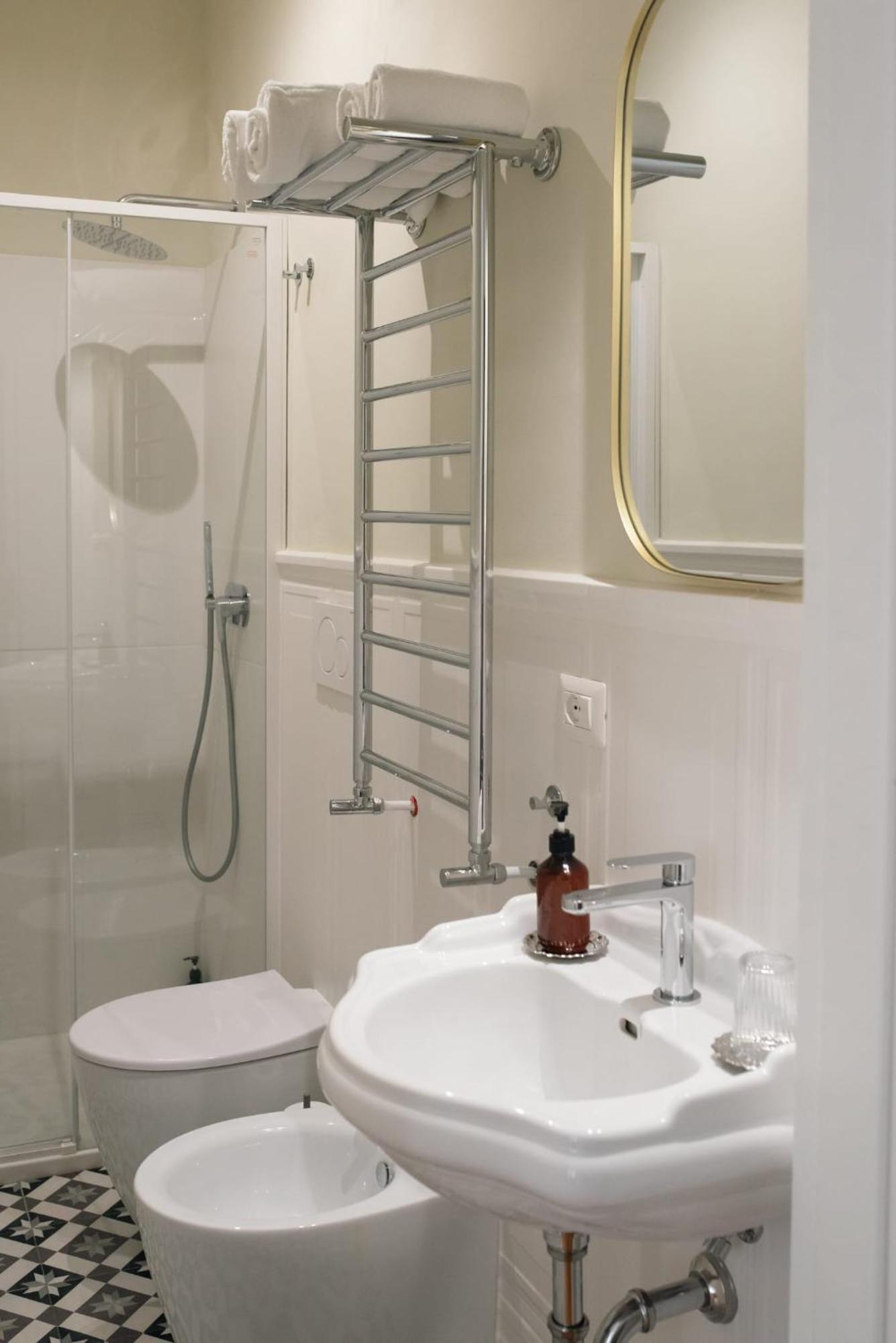 Residenza I Rioni Guesthouse Roma Ngoại thất bức ảnh