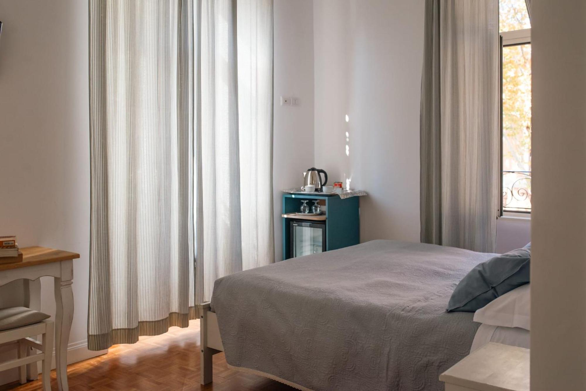 Residenza I Rioni Guesthouse Roma Ngoại thất bức ảnh